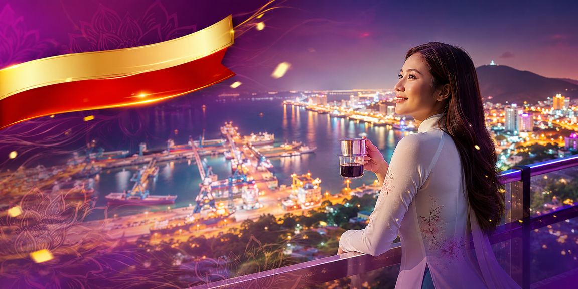 Người dùng tại Vũng Tàu dùng ứng dụng casino trên điện thoại bên tách cà phê buổi sáng